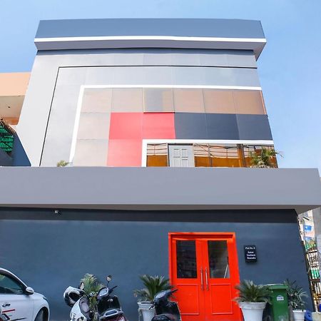 Super Hotel O Nawada Metro Dillí Exteriér fotografie