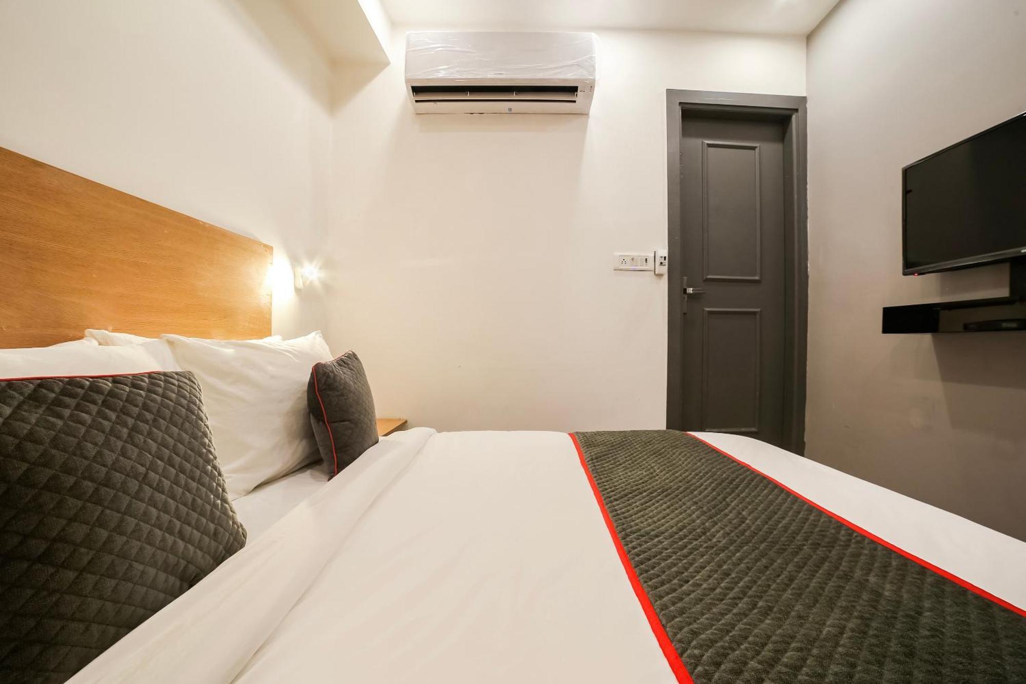 Super Hotel O Nawada Metro Dillí Exteriér fotografie